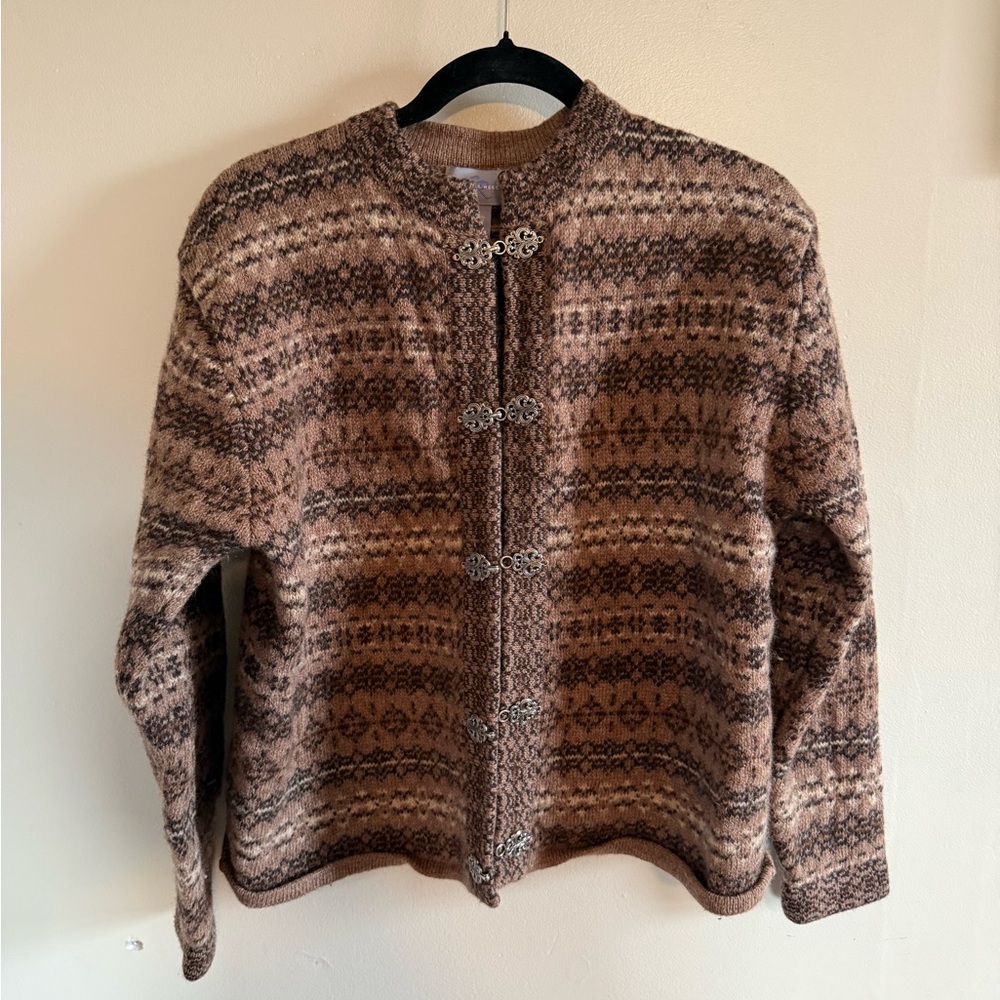 Vintage 100% Wool Patterned fair isles Knit Cardigan- cottagecore